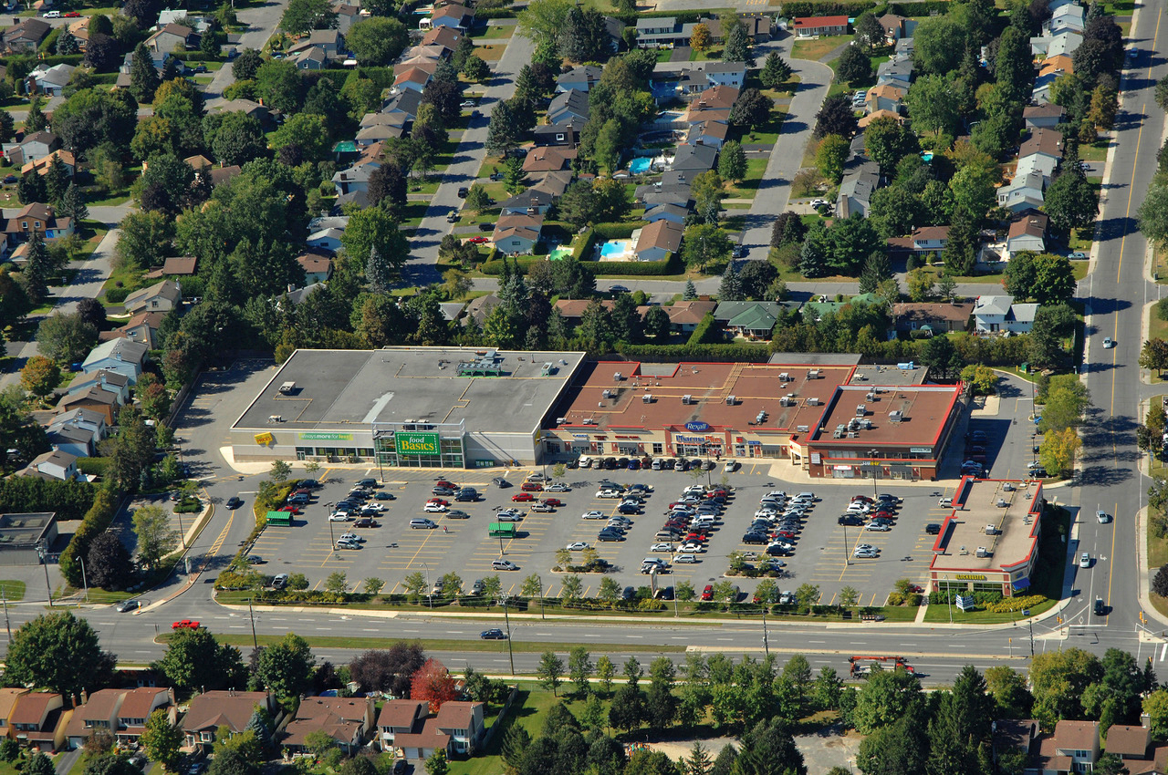Barrhaven Mall